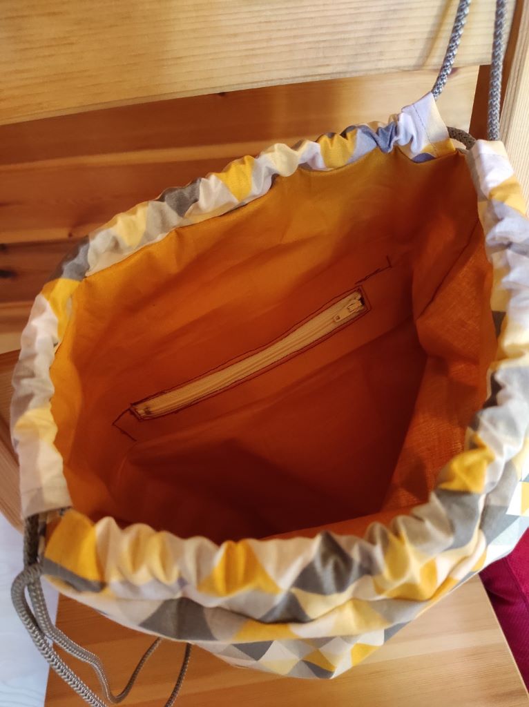 Tornazsák 10 - Image 3